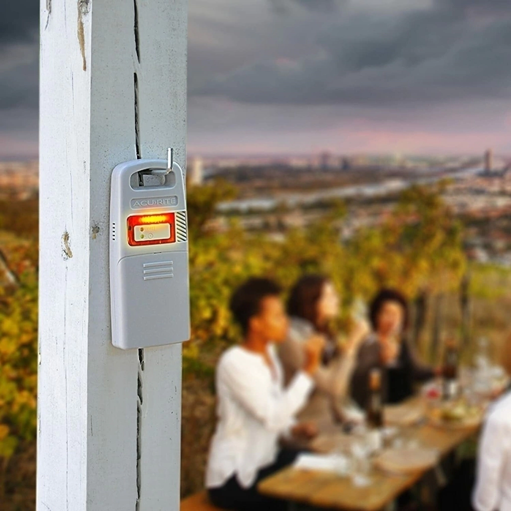AcuRite 5-in-1 Estação Meteorológica Display Touch Screen de Alta Definição Sensor Raios Previsões by Dark Sky Compatível com Weather Underground WiFi - Imagem 20
