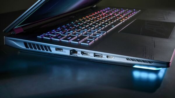 GIGABYTE AORUS Master 18