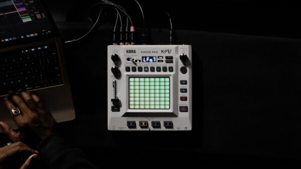 KORG KAOSS PAD V Dynamic Effect / Sampler