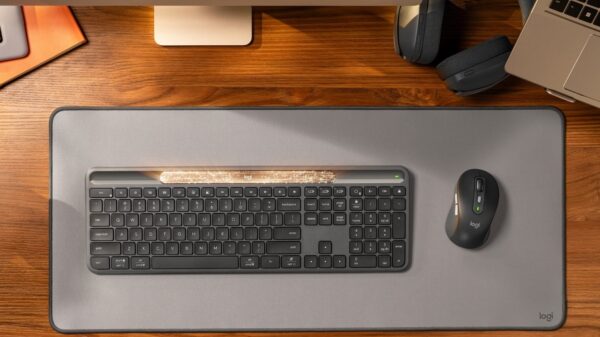Logitech Signature Slim Solar+ K980 Keyboard for Mac