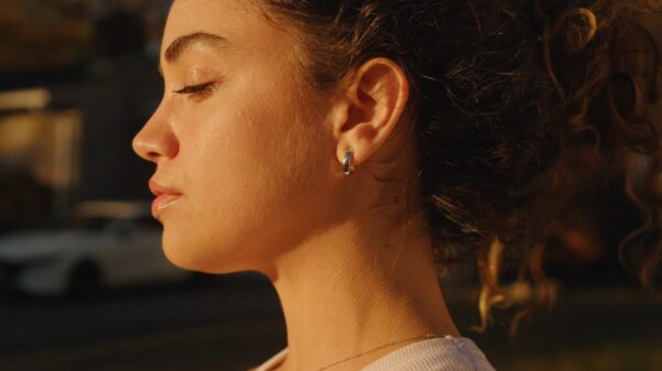 Lumia 2 Smart Earrings