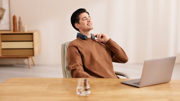 SKG G7 PRO-FOLD Foldable Neck Massager with Heat