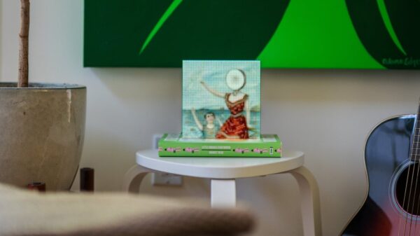 Tuneshine Lo-Fi Album Art LED Display
