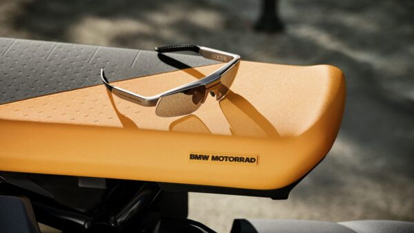 Bmw Motorrad Connectedride Smartglasses