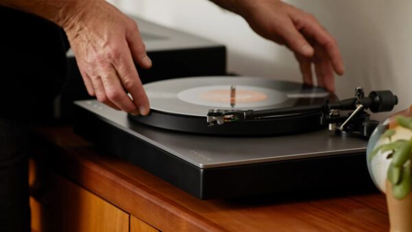 Cambridge Audio Alva Tt V2 Direct Drive Turntable