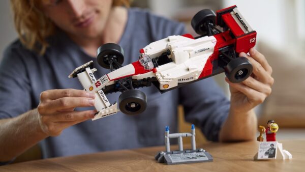 Lego Icons Mclaren Mp44 Ayrton Senna Building Set