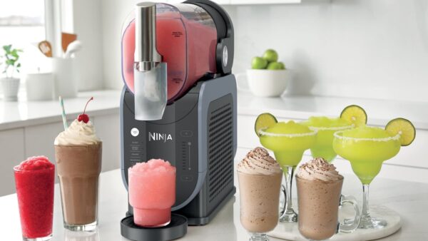 Ninja Slushi Professional Frozen Drink Maker