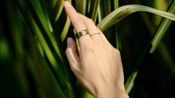 Oura Ring Gen3 Fitness Ring Measures Heart Rate Body Temperature