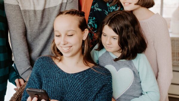 Pinwheel Modern Smartphone For Kids