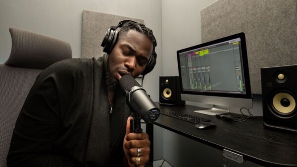 Shure Sm7db Vocal Microphone