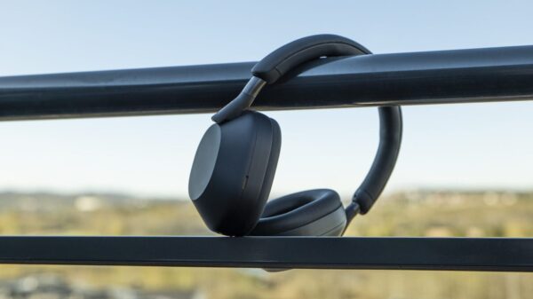 Sony Wh 1000xm5 Wireless Headphones Include 8microphones An Auto Nc Optimizer
